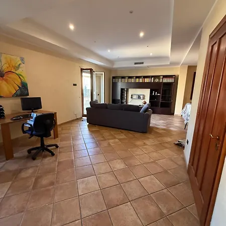 Cadorna36 Апартаменты Локри