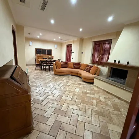 Cadorna36 Апартаменты Локри